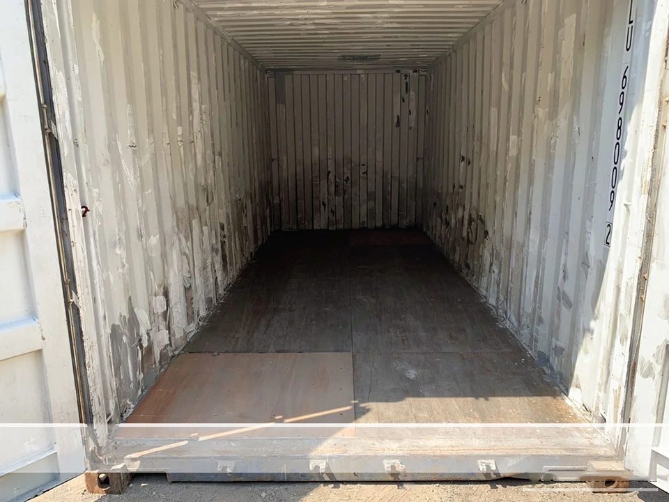 20′ x 8′ x 8.5′ Tall –Used Shipping / Storage Container-Wind and Watertight – Blue - Image 3